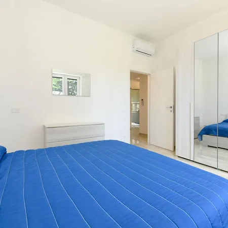 Casa Beppe 3 Bedrooms & Free Park Near Center-lake דירה *