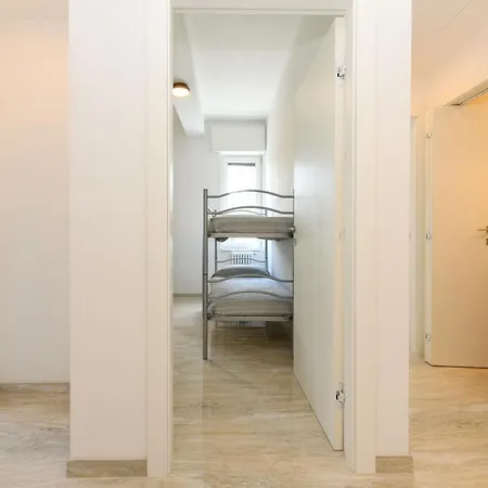 Casa Beppe 3 Bedrooms & Free Park Near Center-lake شقة سالو