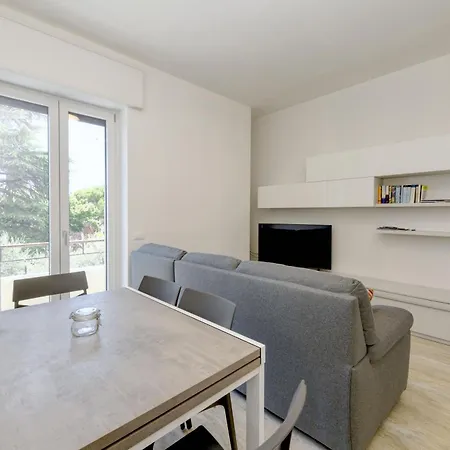 Casa Beppe 3 Bedrooms & Free Park Near Center-lake * سالو