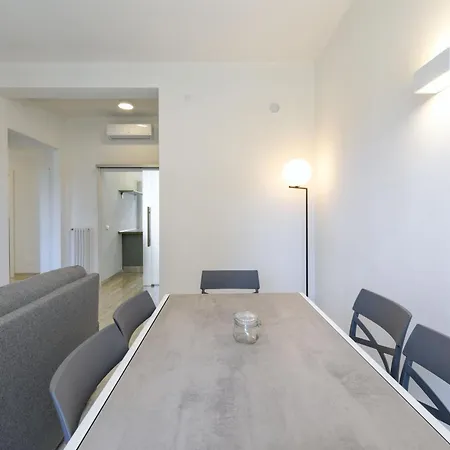 Casa Beppe 3 Bedrooms & Free Park Near Center-lake *