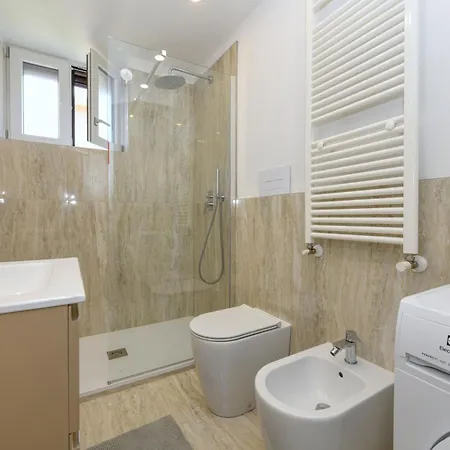 Casa Beppe 3 Bedrooms & Free Park Near Center-lake
