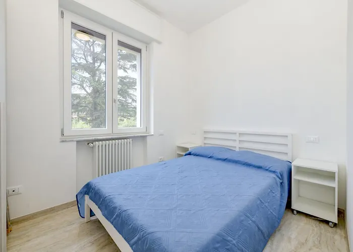 Casa Beppe 3 Bedrooms & Free Park Near Center-lake דירה סאלו