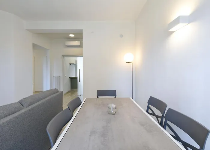 Casa Beppe 3 Bedrooms & Free Park Near Center-lake *